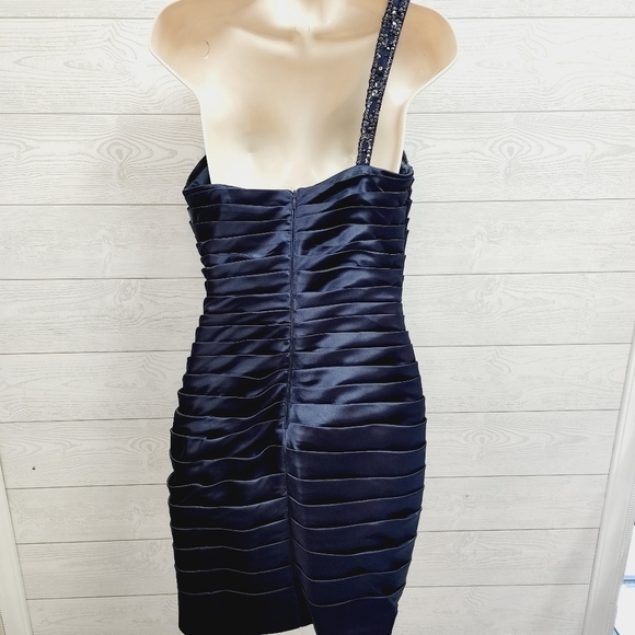 Adrianna Papell Sexy Cocktail Dress - Picture 4 of 8